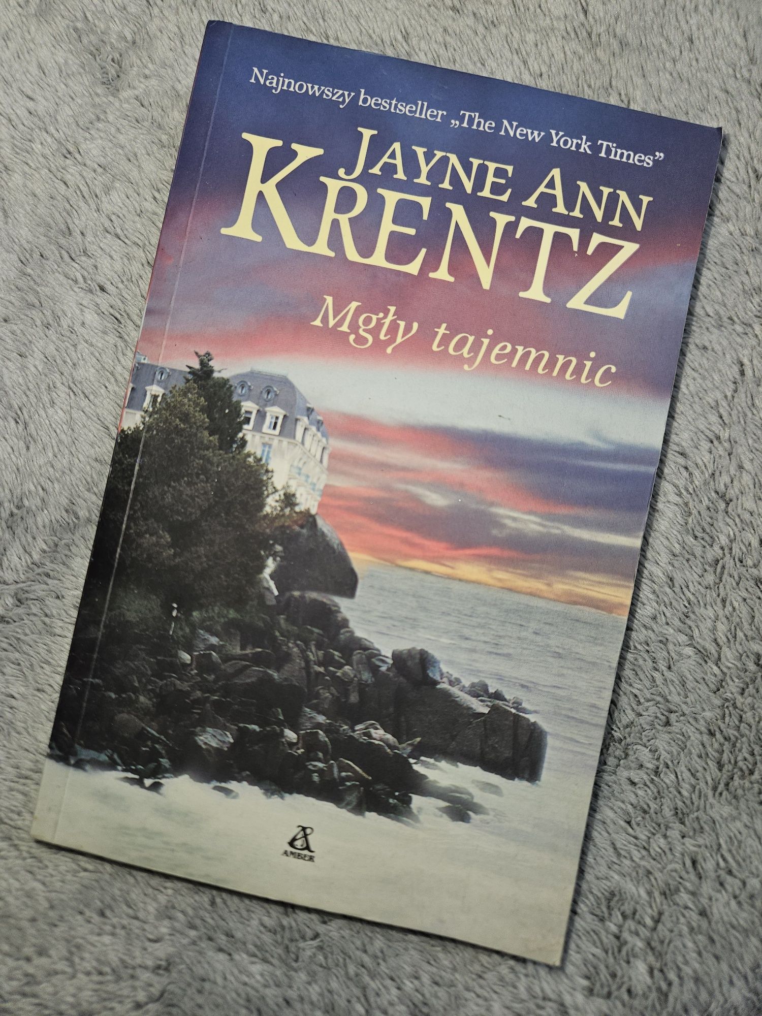 "Mgły tajemnic" Jayne Ann Krentz romans