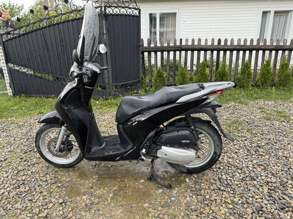 Продам скутер Honda sh 125 2013 р