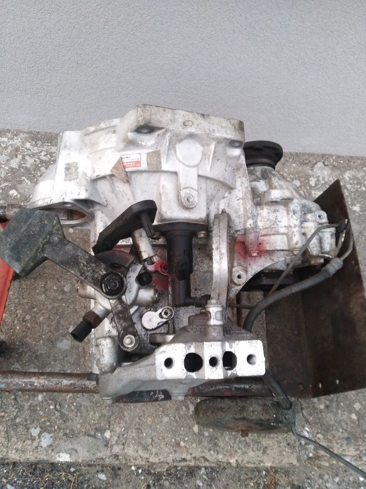 Skrzynia biegów Passat b6 Touran Golf V Jetta Caddy a3 8p0 1.9tdi 5-b