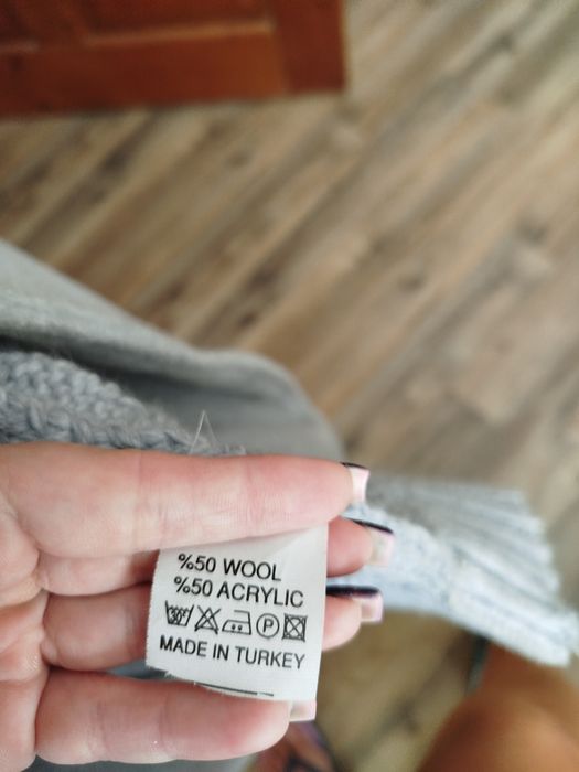 Жіночий стильний кардиган