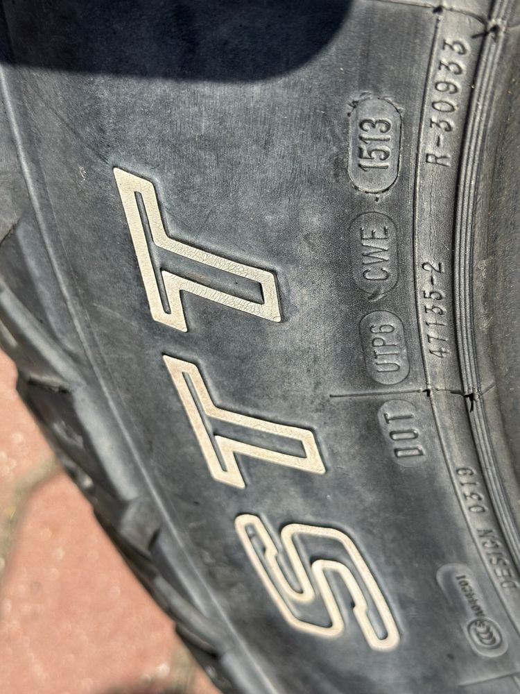 Opony 33x12.50R15LT 2 szt, ładny stan