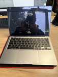 Macbook ari 13.3 m1 8/256