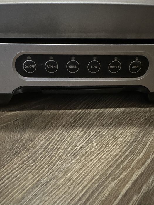 Продам гриль Scarlett