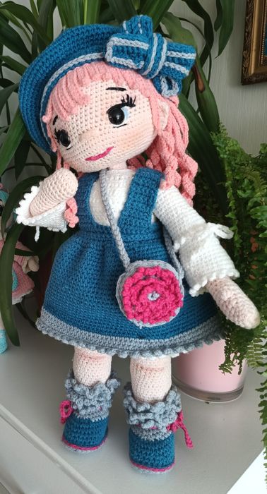 Lalka szydełkowa
