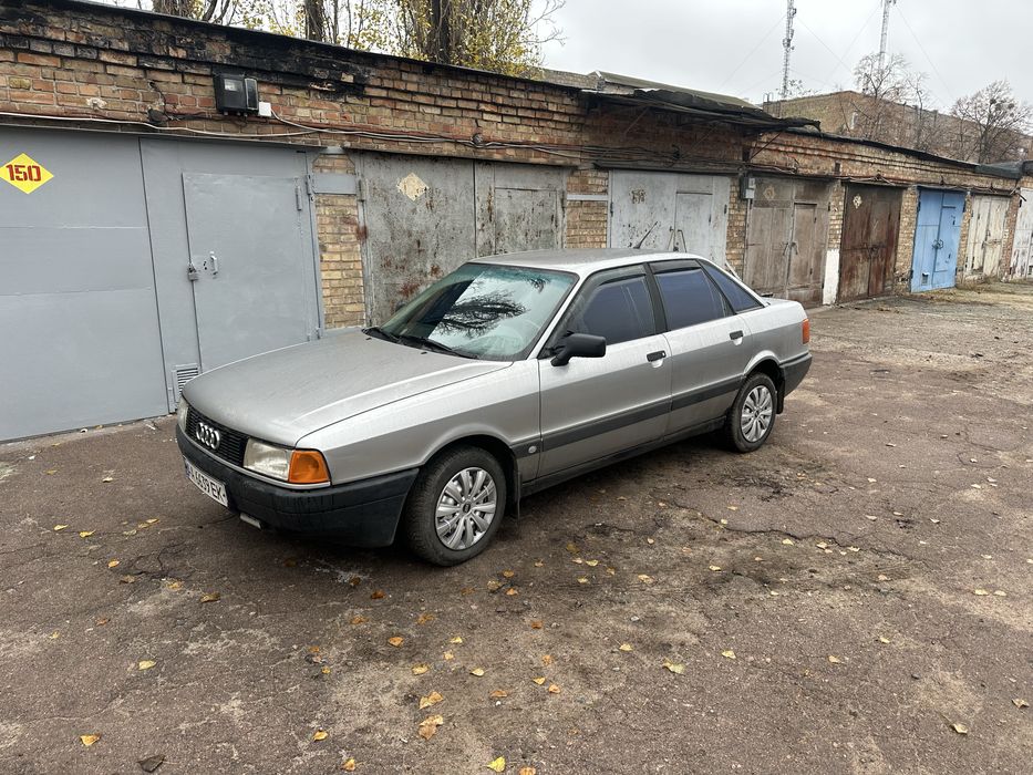 Продам авто Audi 80  1987р