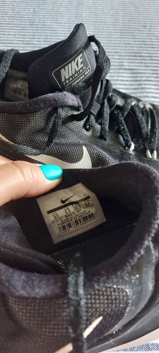 Buty NIKE FLEX SUPREME TR5 rozmiar 38,5