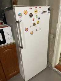 Продам холодильник зил рабочий