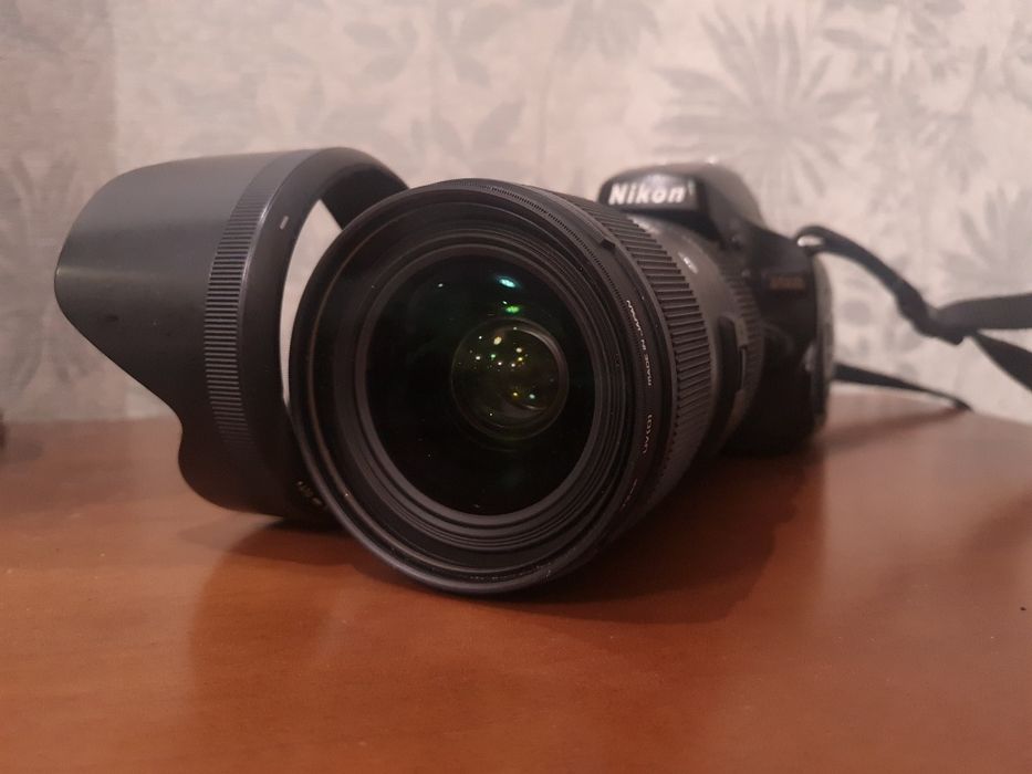 Sigma 18-35mm 1:1.8 DС A | ART разом із Nikon D5.100