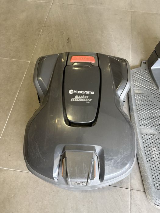 Robot corta relva Husqvarna Automower 305
