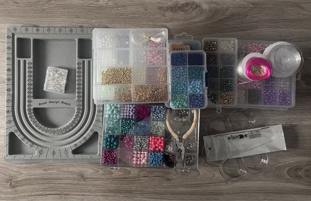 Zestaw do robienia bransoletek / biżuterii