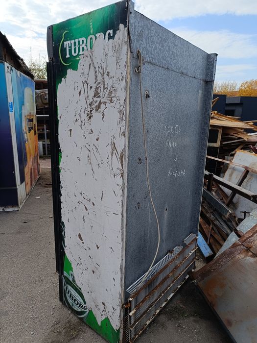 Холодильна вітрина, Двохдверні