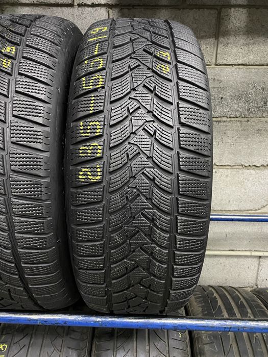 Зимові шини 235/55 R19 (105V) DUNLOP