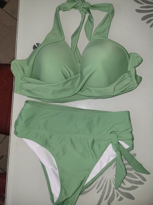 Продам красивий купальник!