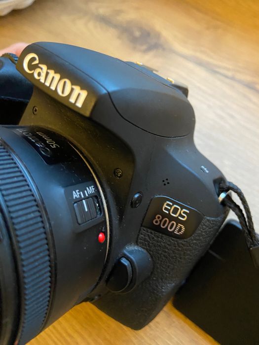 Aparat Canon EOS 800D