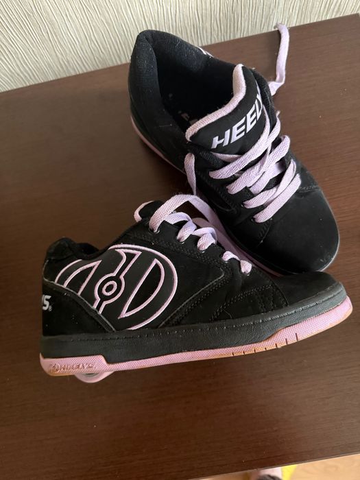 Дитячі кросівки роликові Heelys