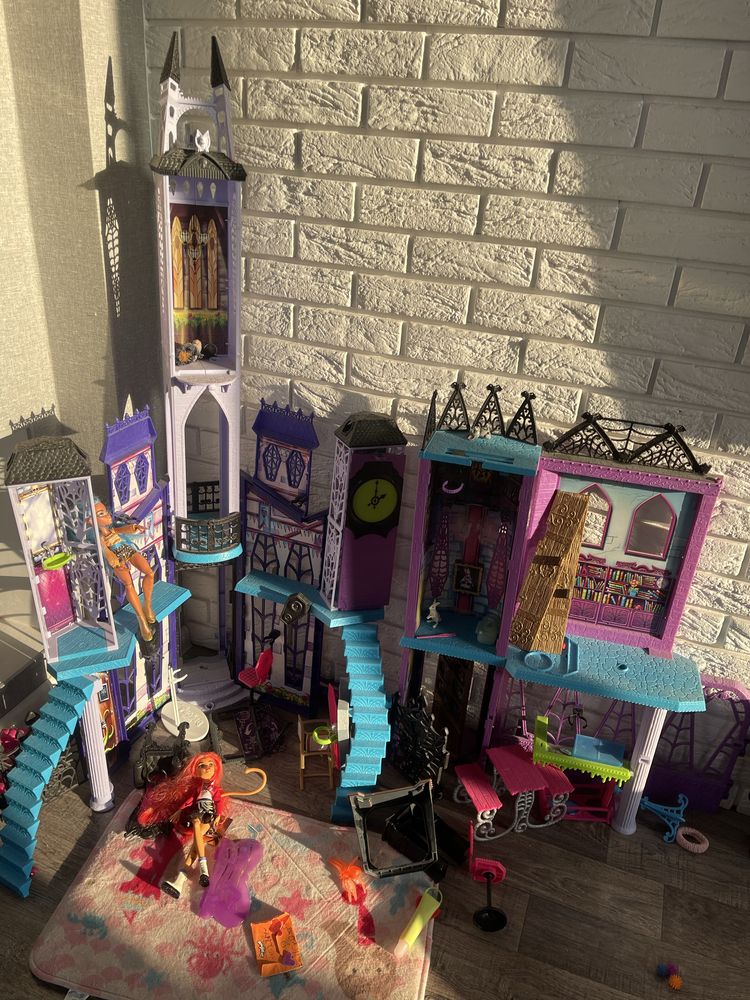 Продам замок для кукл Monster High,Монстер Хай