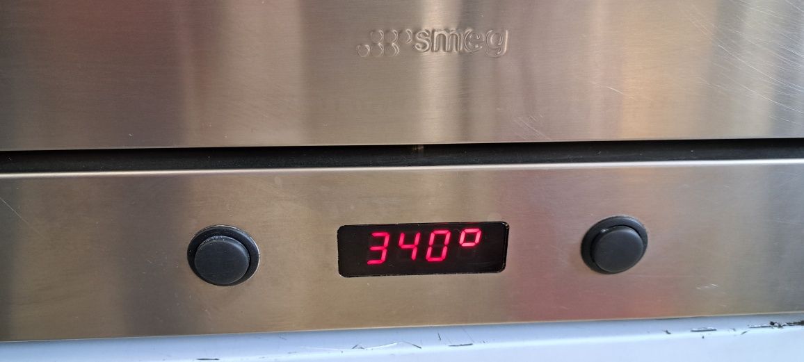 Піца піч Smeg ALFA150