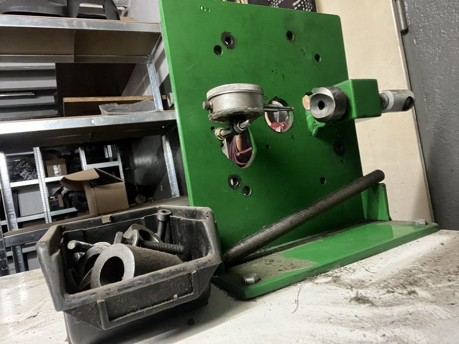 Przyrząd do prostowania wału, prostowanie wału korbowego silnika brigs