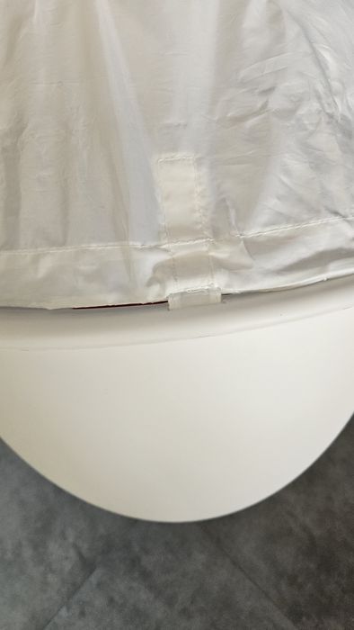 IKEA LÖMSK fotel obrotowy 
Fotel obrotowy, biały/czerwony