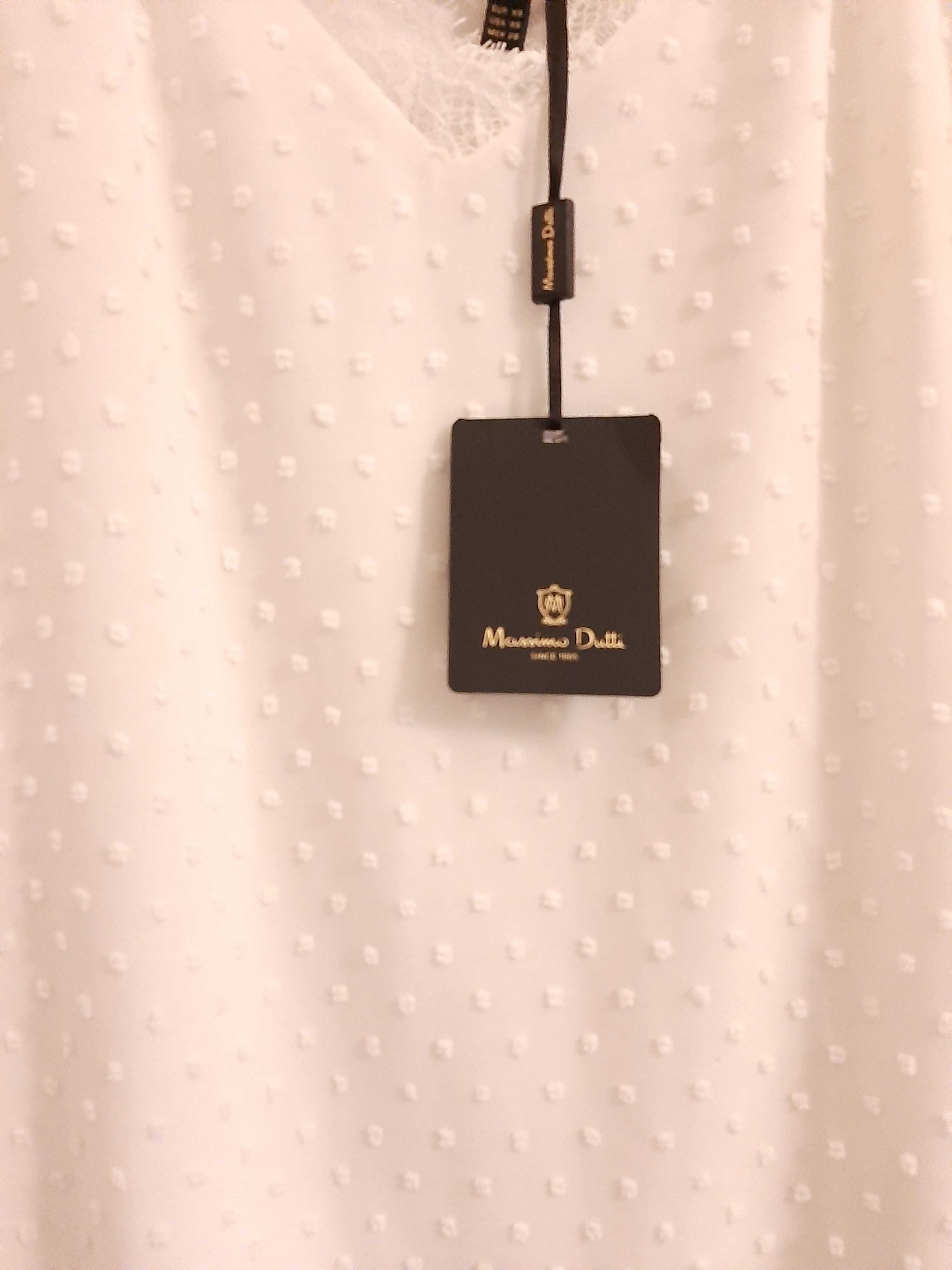 Top plumeti com detalhe de renda preta Massimo Dutti