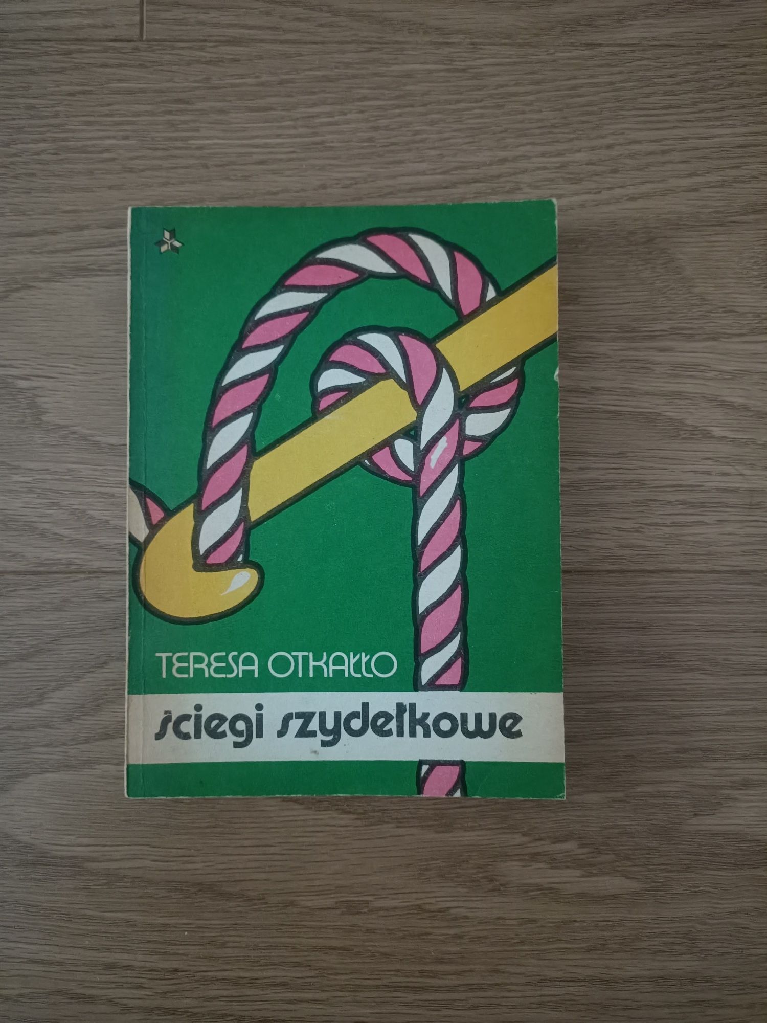 Ściegi szydełkowe, Teresa Otkałło