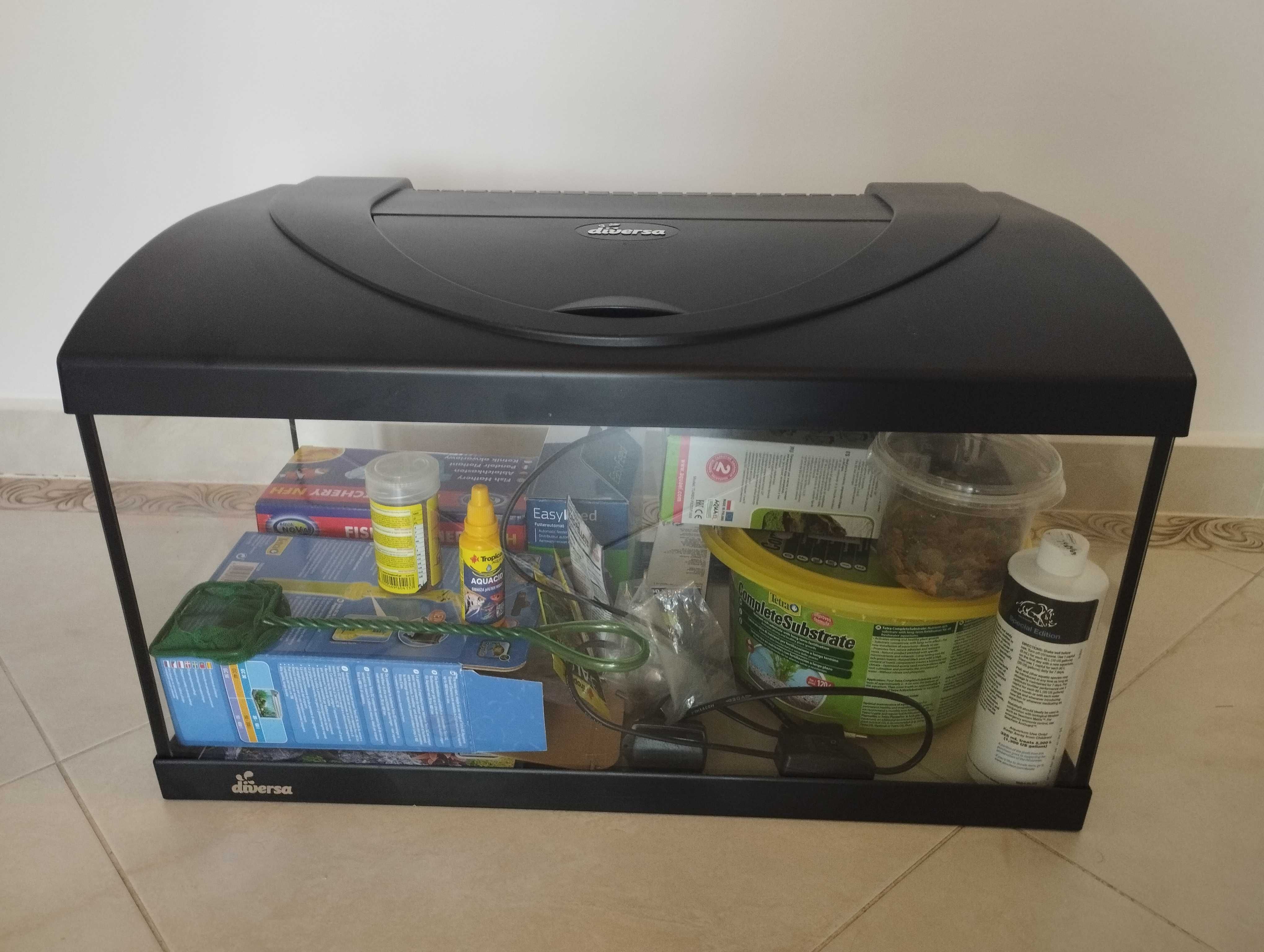 Kompletne akwarium Diversa 60 l stan idealny