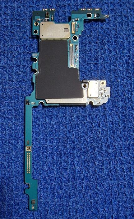 Samsung Galaxy Z Fold 3 12/512GB - Płyta główna