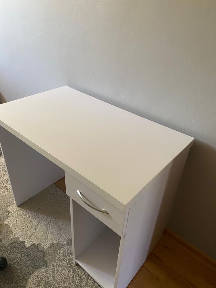Biurko+krzeslo ikea