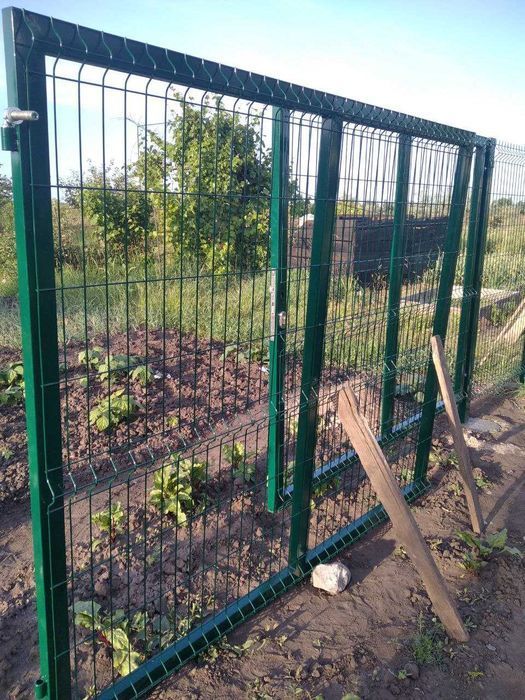 Паркан з заводу з  3D сітки, установка під ключ, ворота за  розмірами