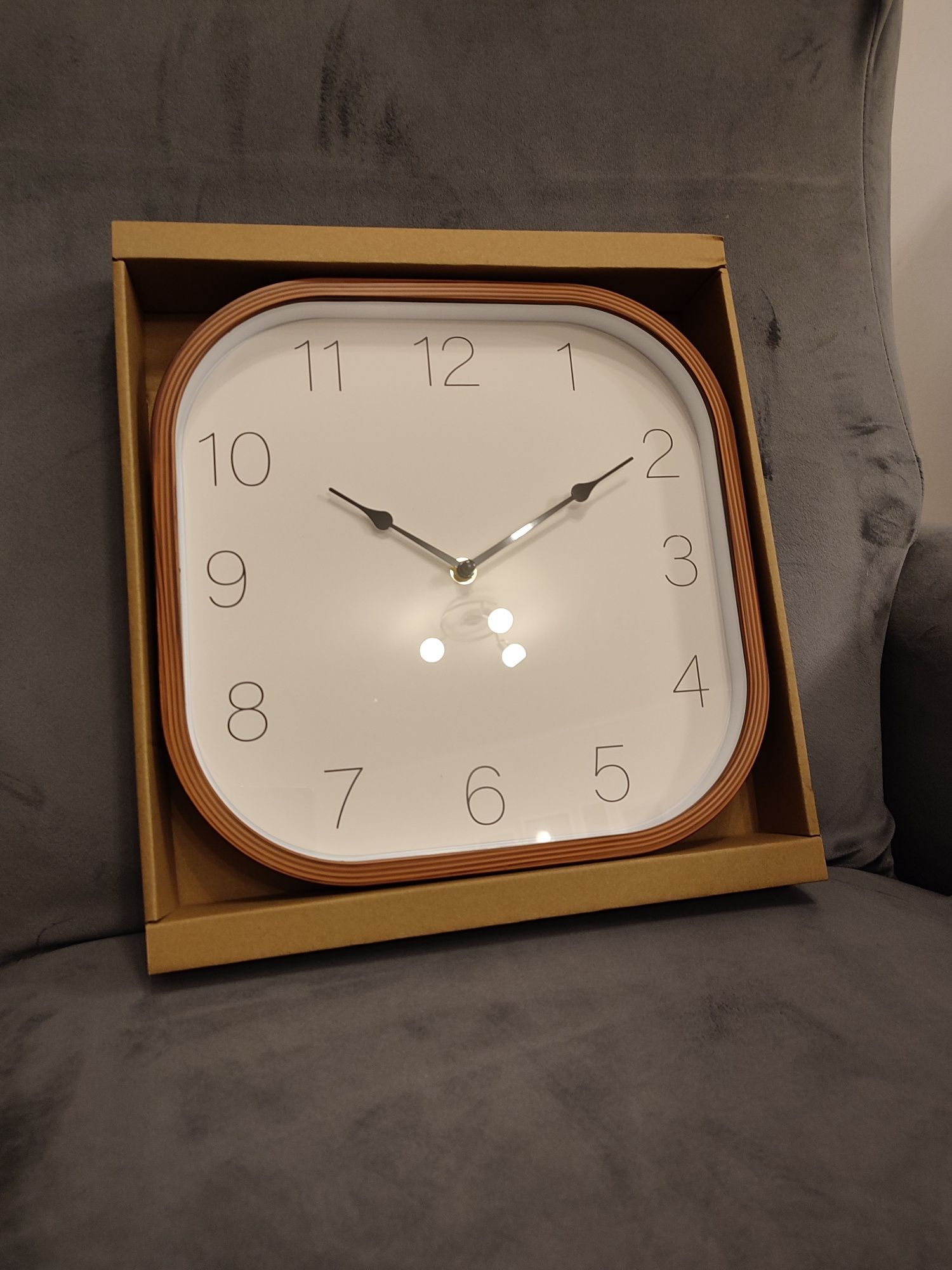 Nowy zegar ścienny 30 cm