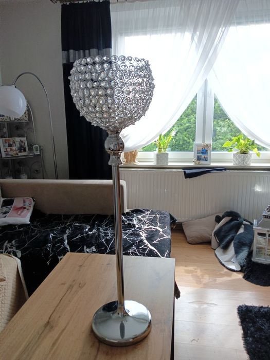 Bardzo duży świecznik można dać świece lub lampki