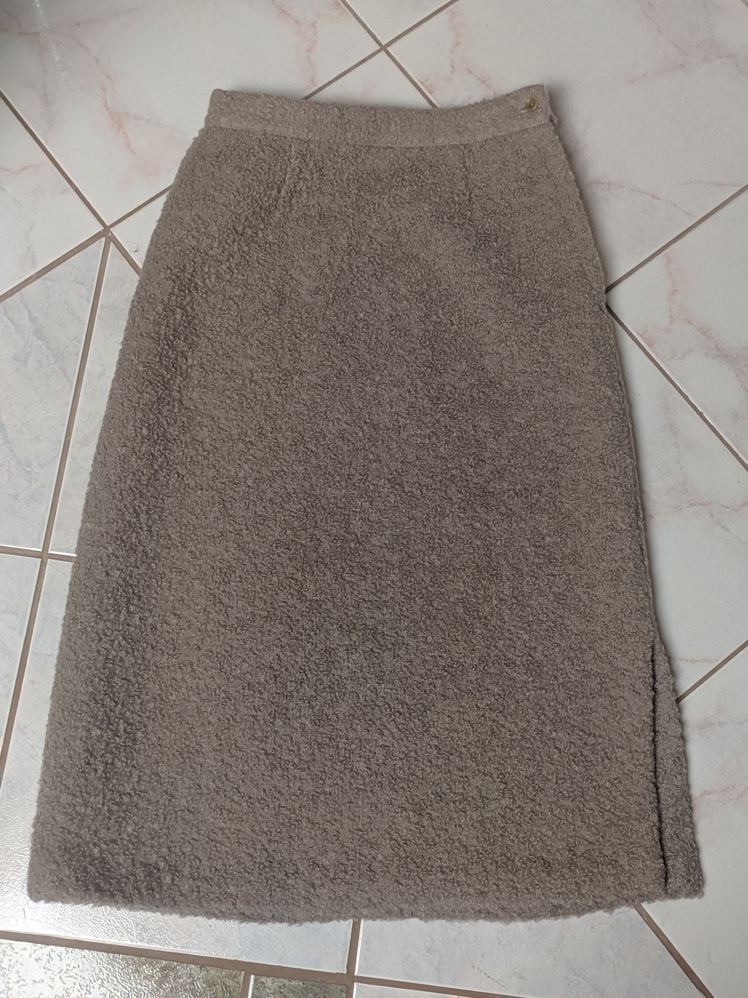 Komplet wełniany z boucle