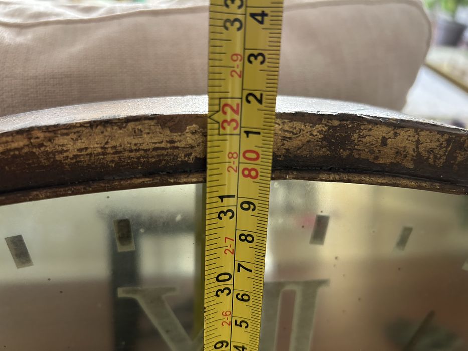 Grande relógio de parede