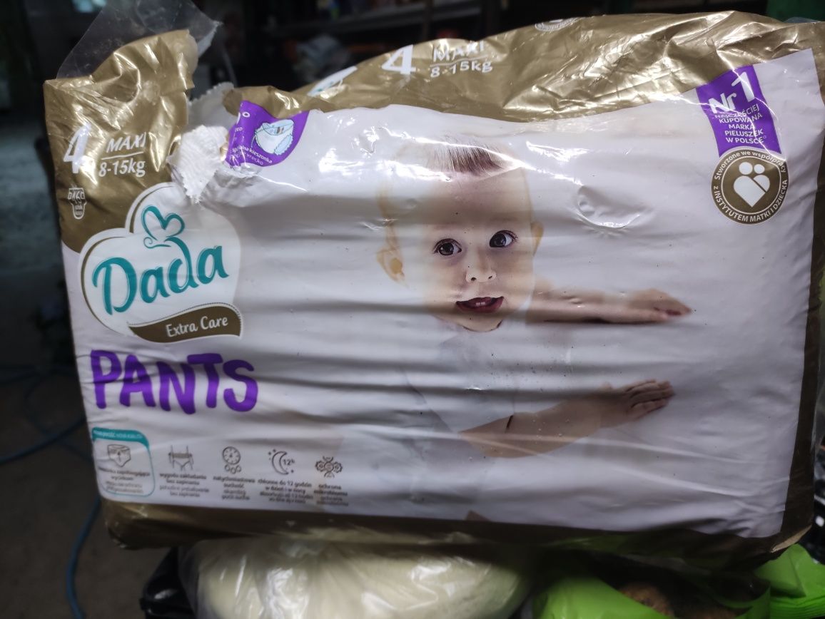 Sprzedam pieluchy Dada waga od 8 do 15 kg