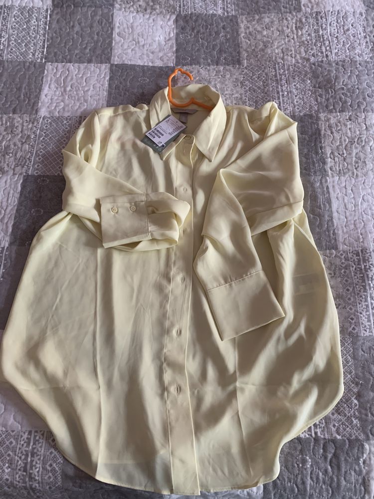 Жіноча блуза оверсайз шовкова лимонного кольору H&M