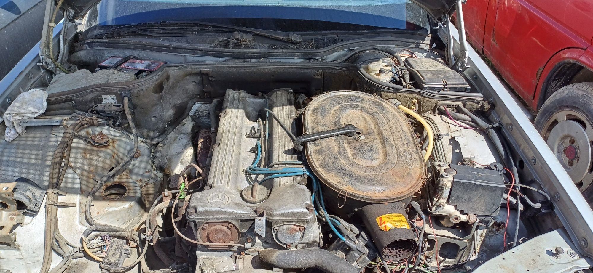 Mercedes w126 s klasa 2.8bezyna