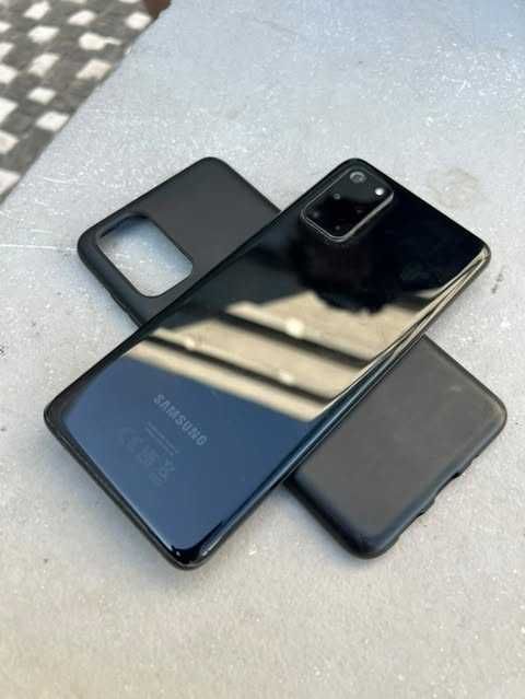Samsung Galaxy S20+ 5G, versão 12gb ram (Negociável)