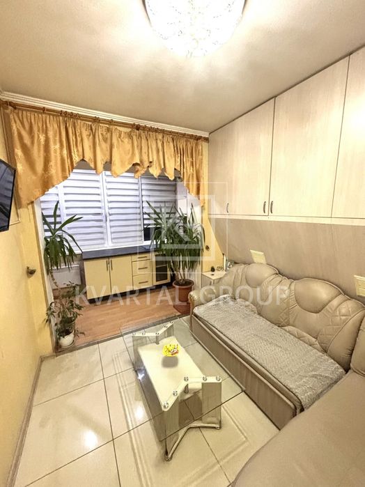 1-К Квартира 41м2 ДержМолодь , 1 024 $ за м² в Гостомель на 2 поверсі.