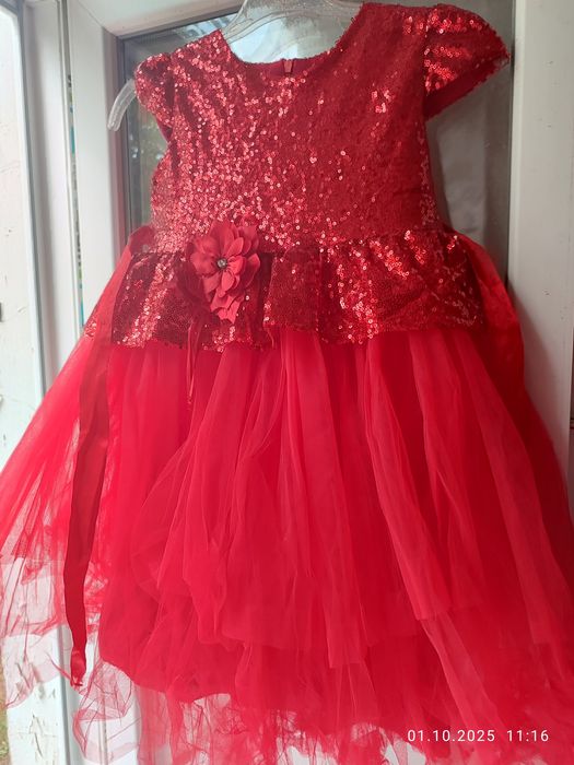 Срочно продам платье