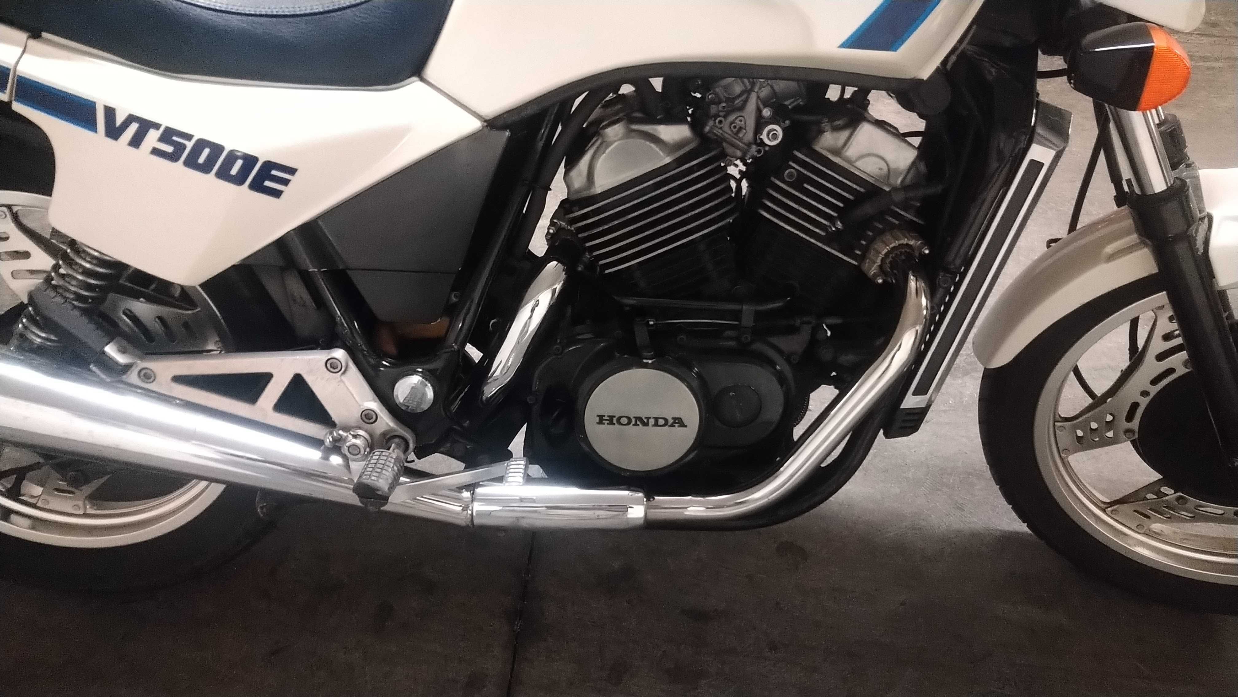 Mota Honda VT 500 e