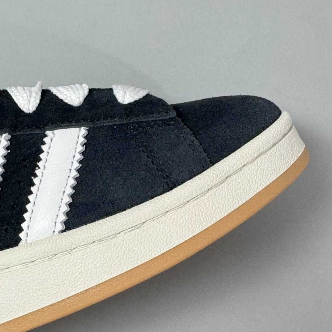Adidasy mini w rozmiarze 40