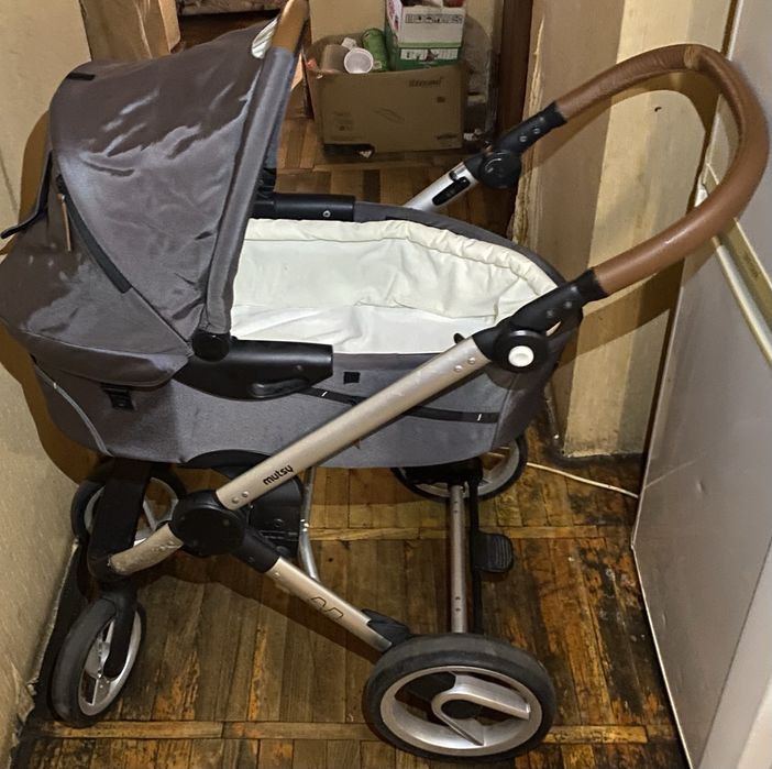 Коляска Mutsy в хлоршем состоняии