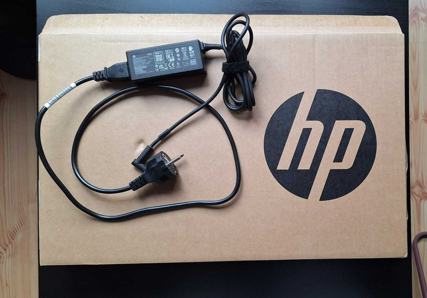 Laptop HP 15s-fq2329nw
