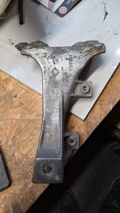 Łapa silnika bmw m50 m52