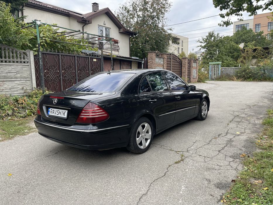 Продам автомобиль Mercedes-Benz