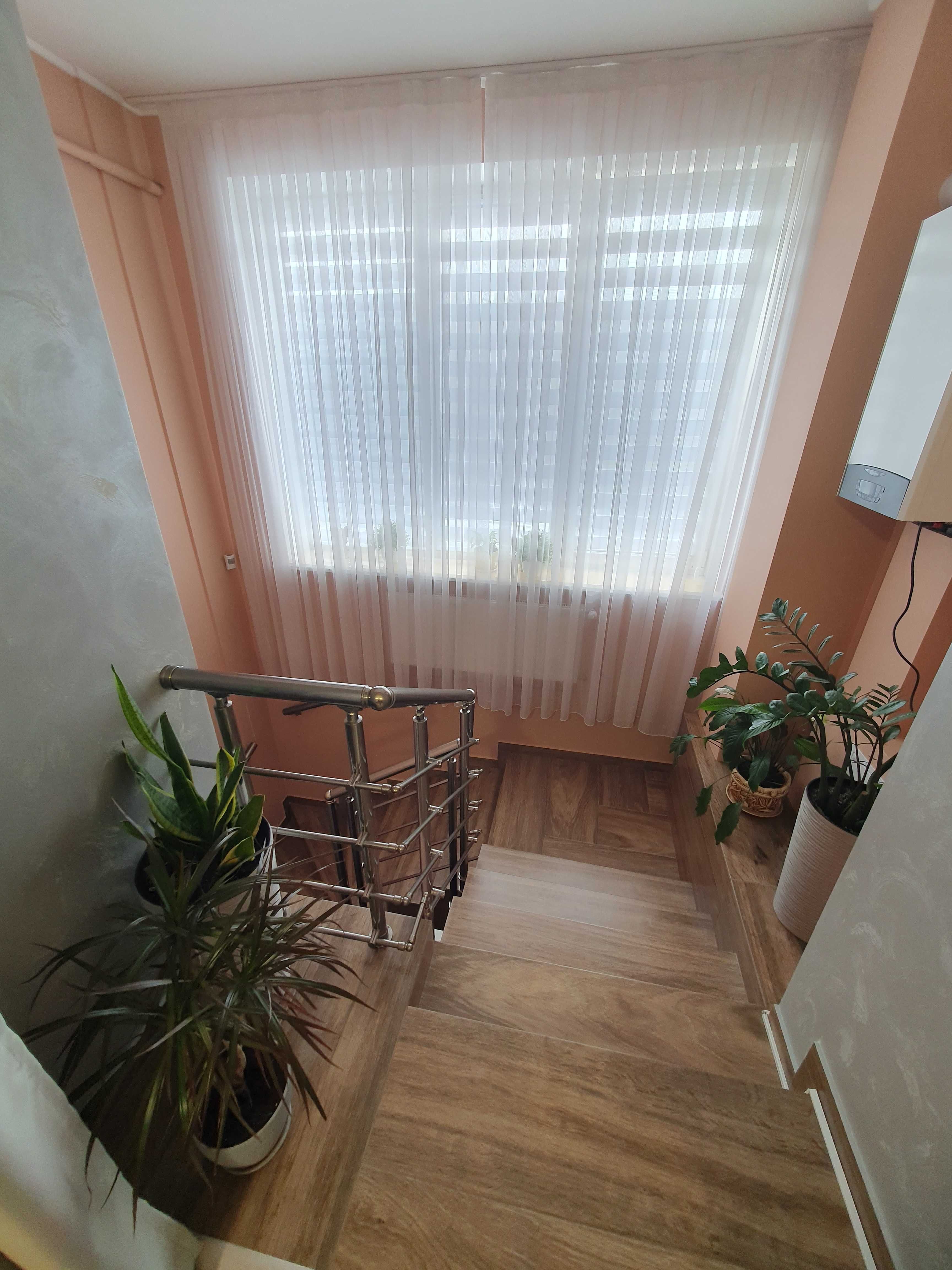 Продаємо простору 2к.квартиру +кухня-студія ЖК "Польські дворики "
