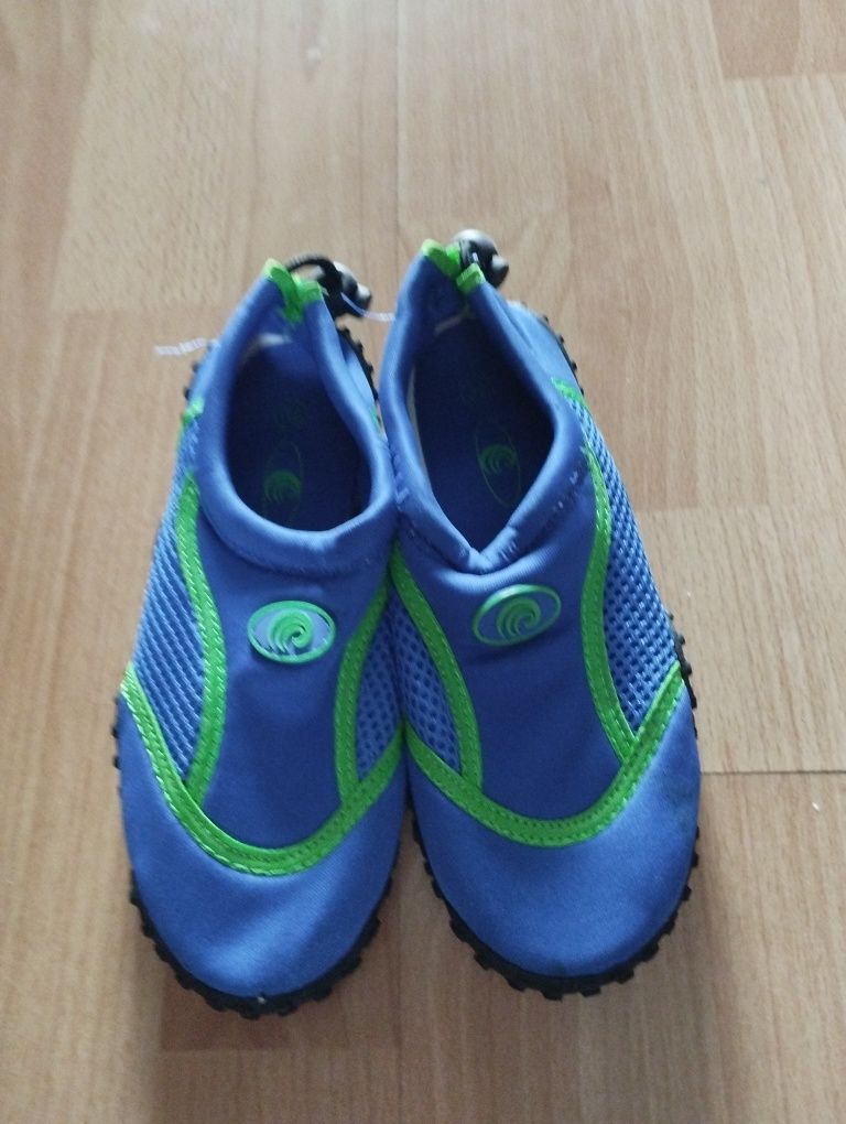 Buty do pływania rozmiar 32