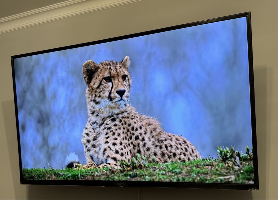 Телевізор Sony  4К UHD 43 діагональ