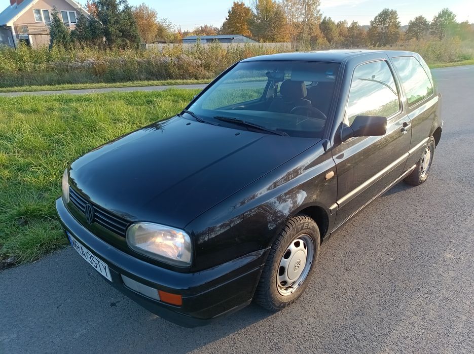 Golf 3 1.6 benzyna