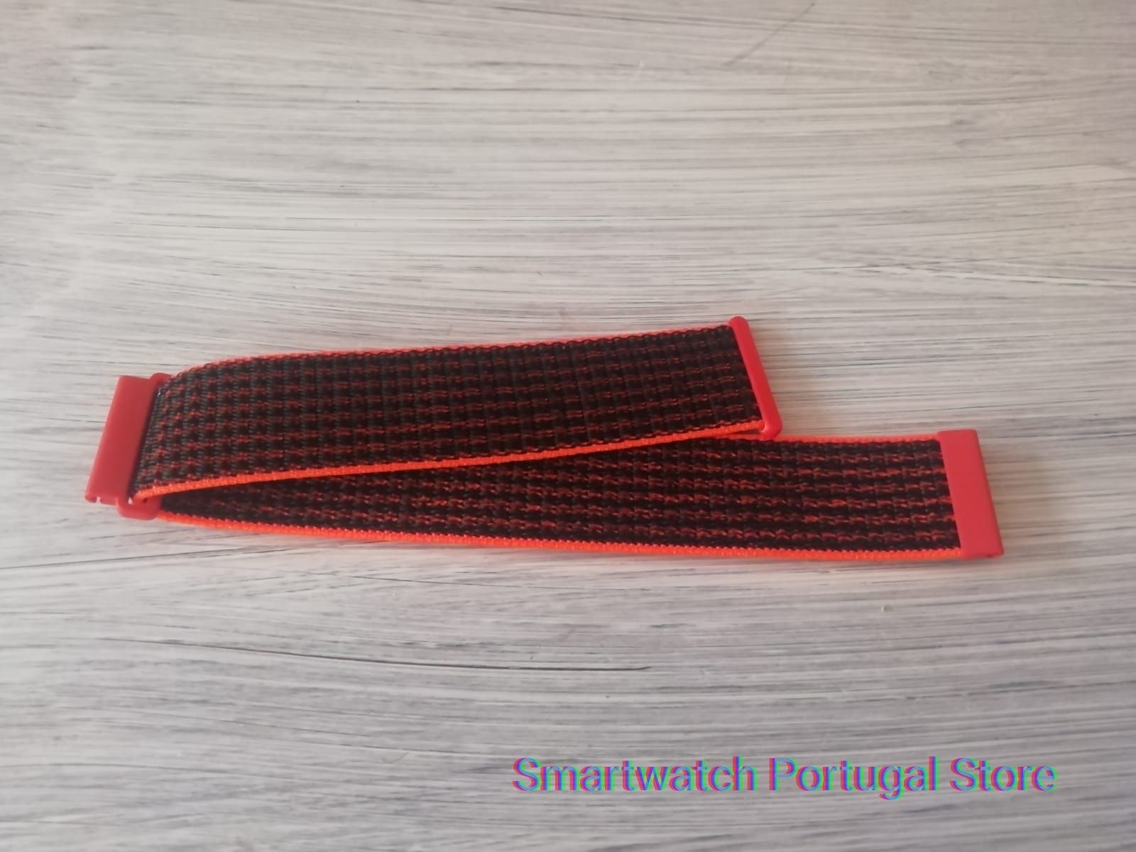 Bracelete 22mm em Nylon Loop :  Preto Vermelho